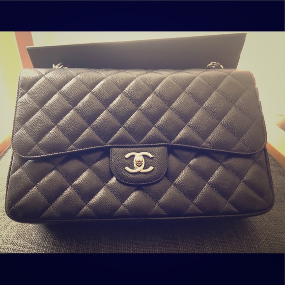 CHANEL Handbags - AUTHENTIC CHANEL CLASSIC JUMBO DOUBLE FLAP BAG